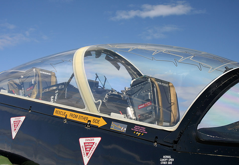 hawk-cockpit