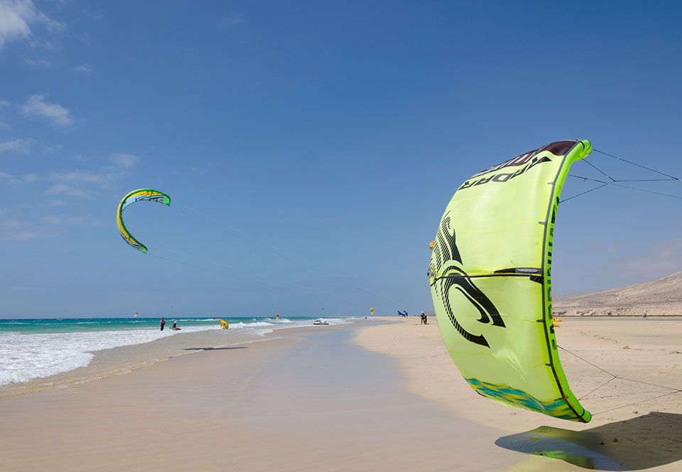 kite-surfing-beach